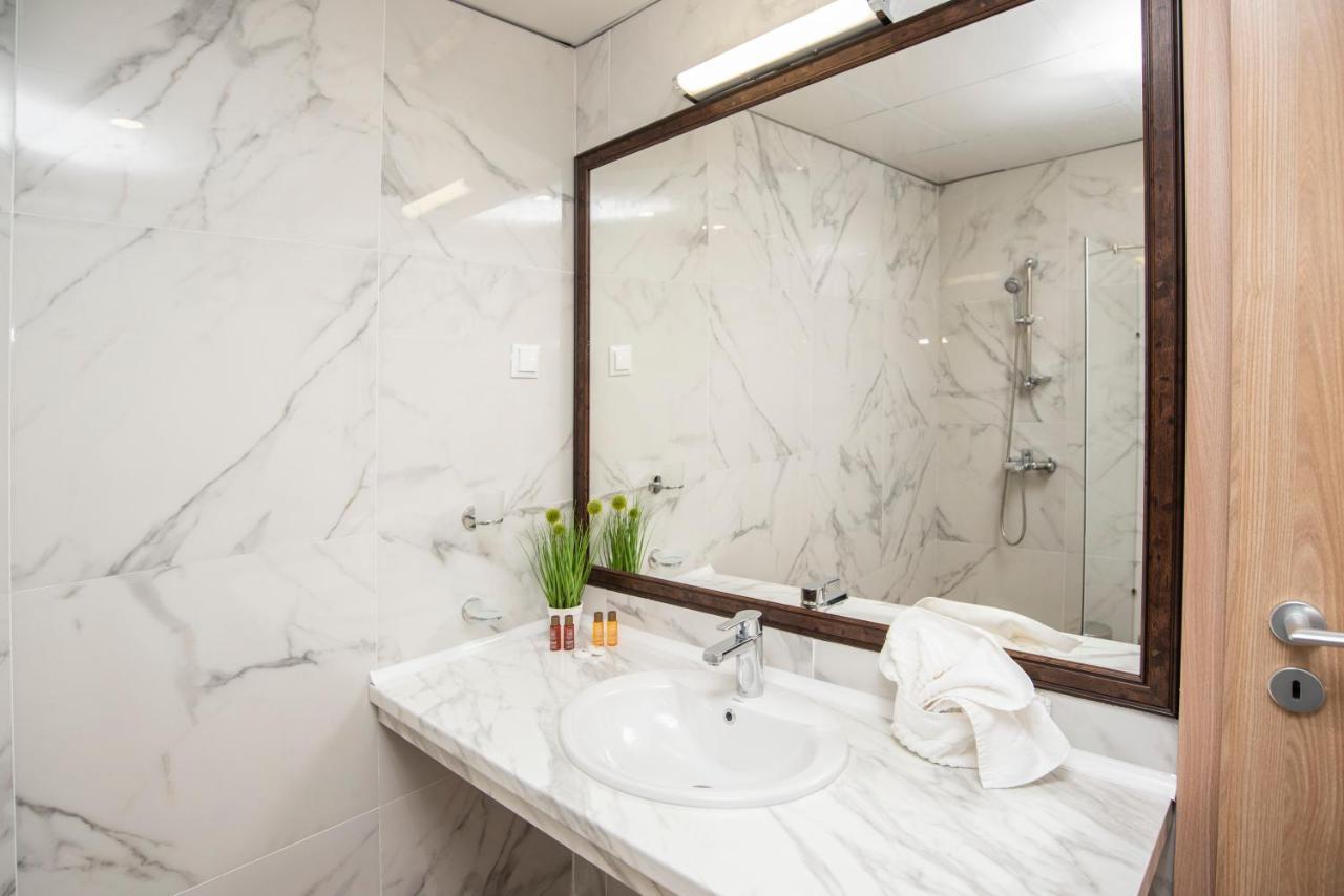 Apartemen 70 m² dengan 1 kamar tidur dan 1 kamar mandi pribadi di Lozenets Bagian luar foto
