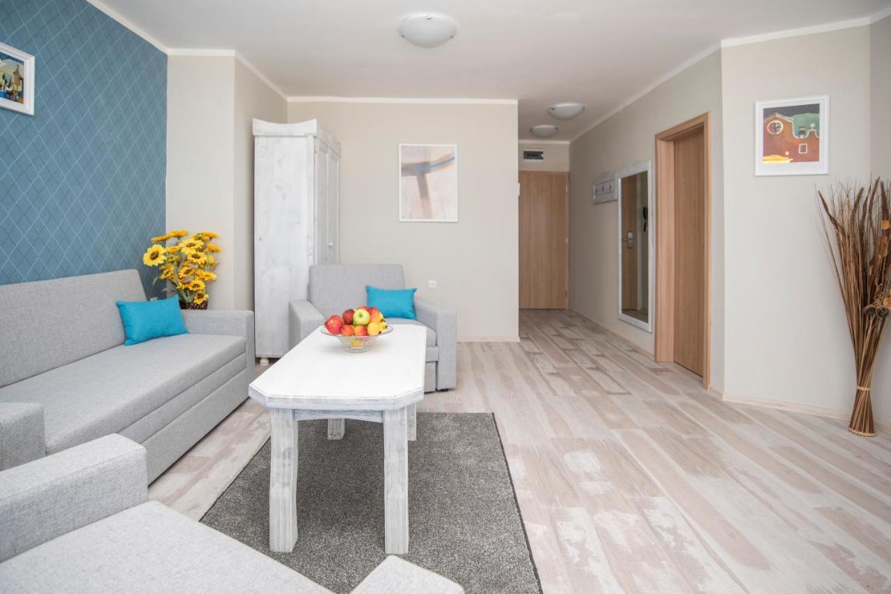 Apartemen 70 m² dengan 1 kamar tidur dan 1 kamar mandi pribadi di Lozenets Bagian luar foto